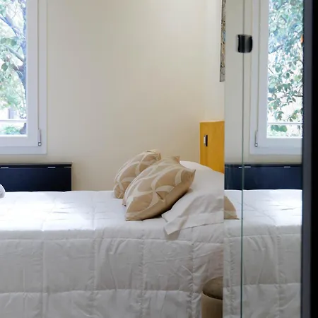 Couette-café 5rooms Ravenne