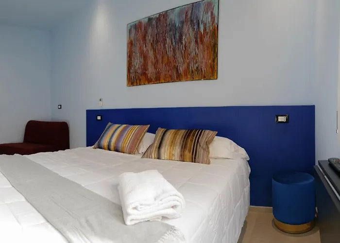 5rooms Bed & Breakfast